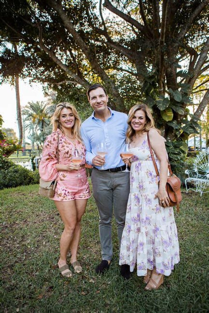 Get To Know John Jovanovic: Who Is Daphne Oz married To?